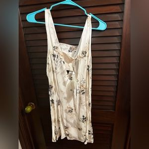 Never worn women’s dress. with sequins.